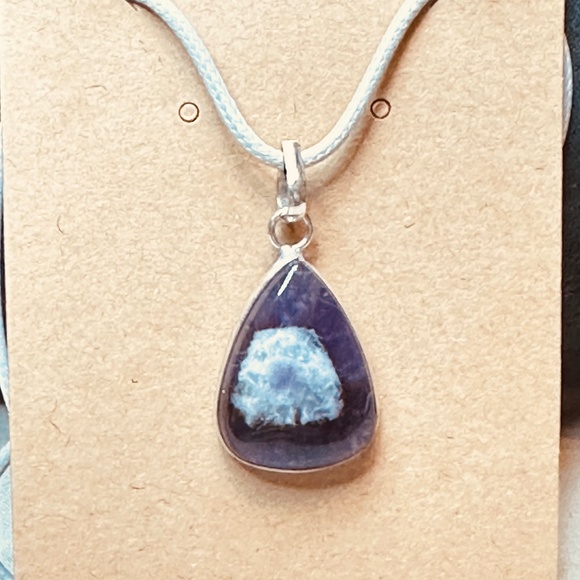 925 Sterling Silver Plated & Amethyst Stone/Crystal Pear Cut Pendant EUC - Picture 1 of 10